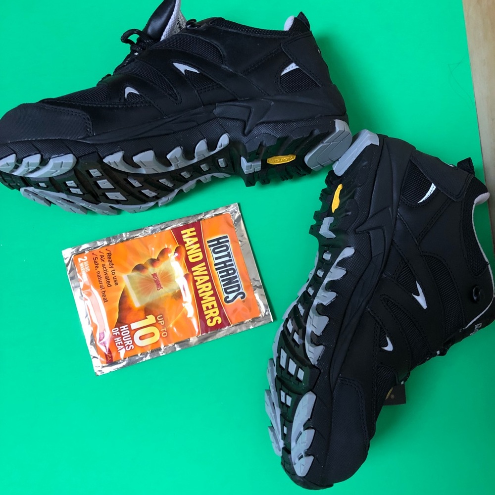SOLD Refrigiwear Vibram Crossover Athletic-boots. - Picture 4 of 5